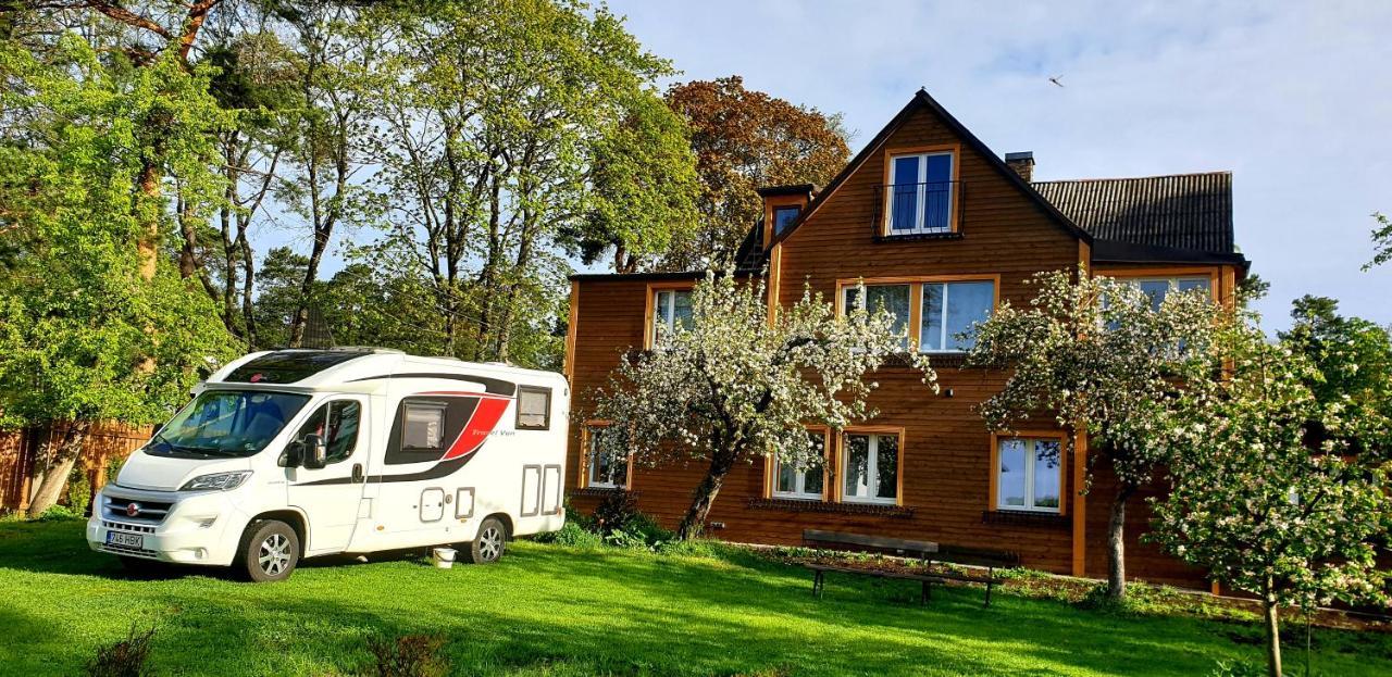 Guest House And Camping Jūrkalne エクステリア 写真